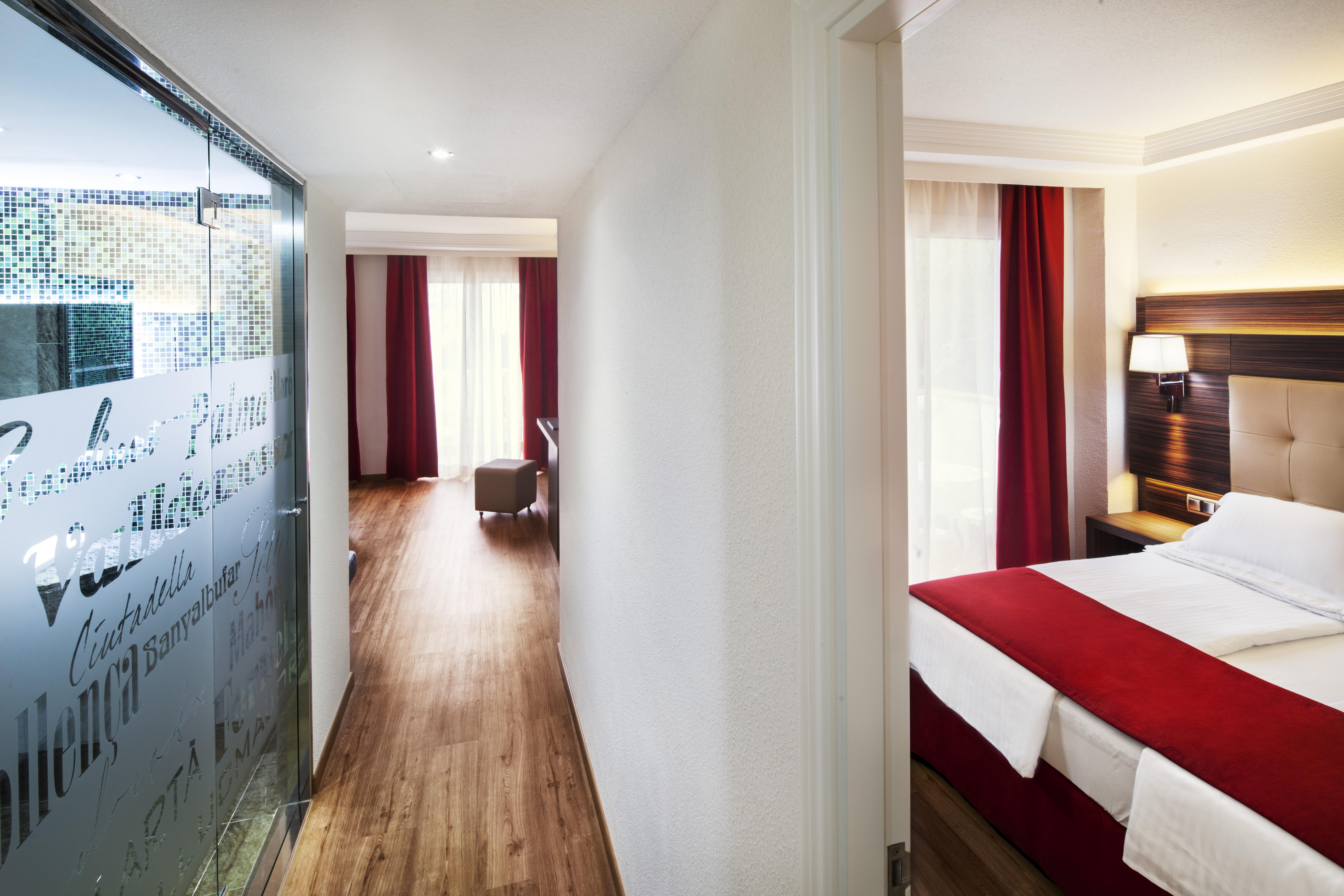 Europe Playa Marina - Adults Only Hotel Illetas Exterior photo